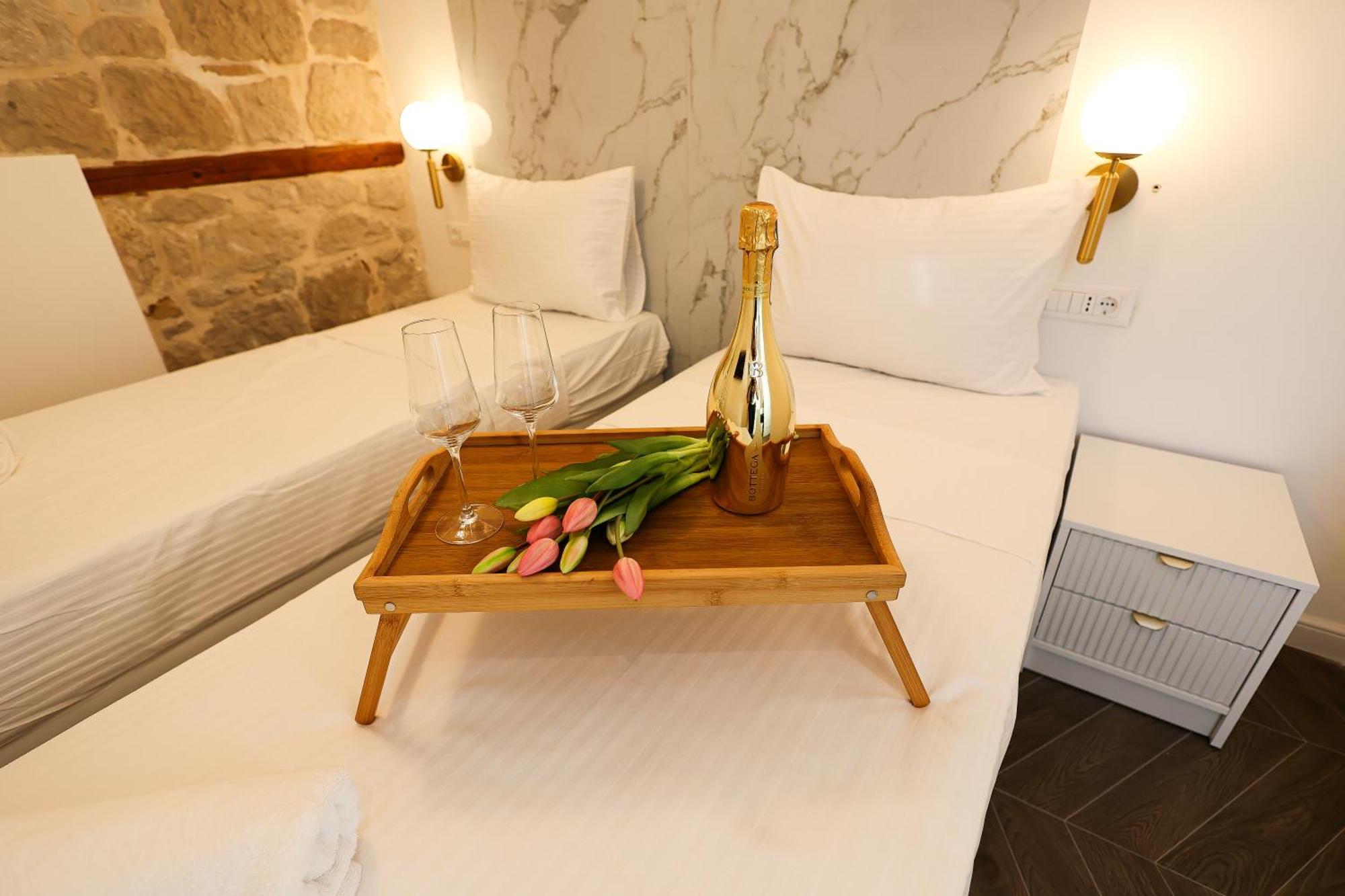 Prisca Luxury Rooms With Breakfast Split Bagian luar foto