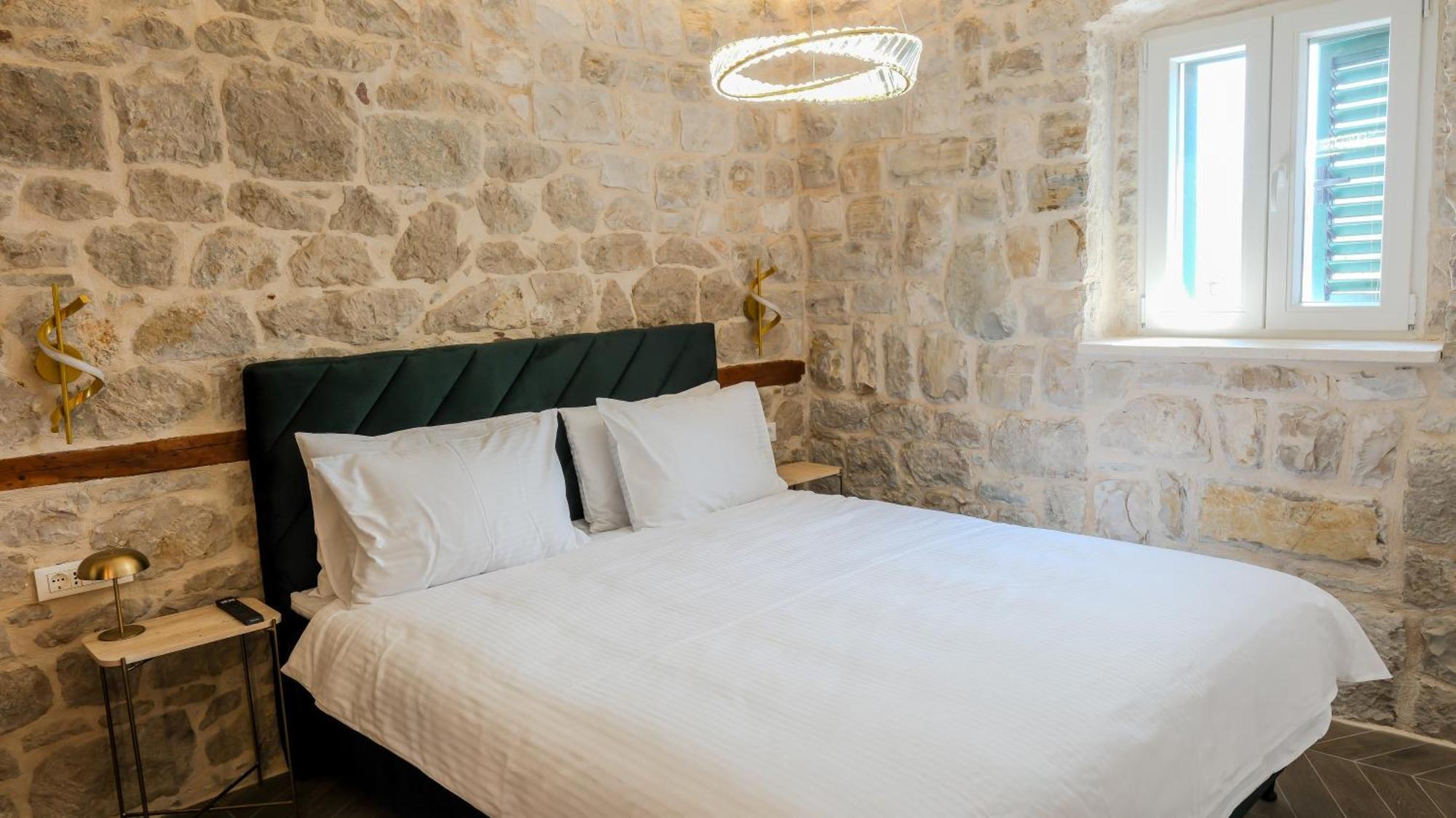 Prisca Luxury Rooms With Breakfast Split Bagian luar foto