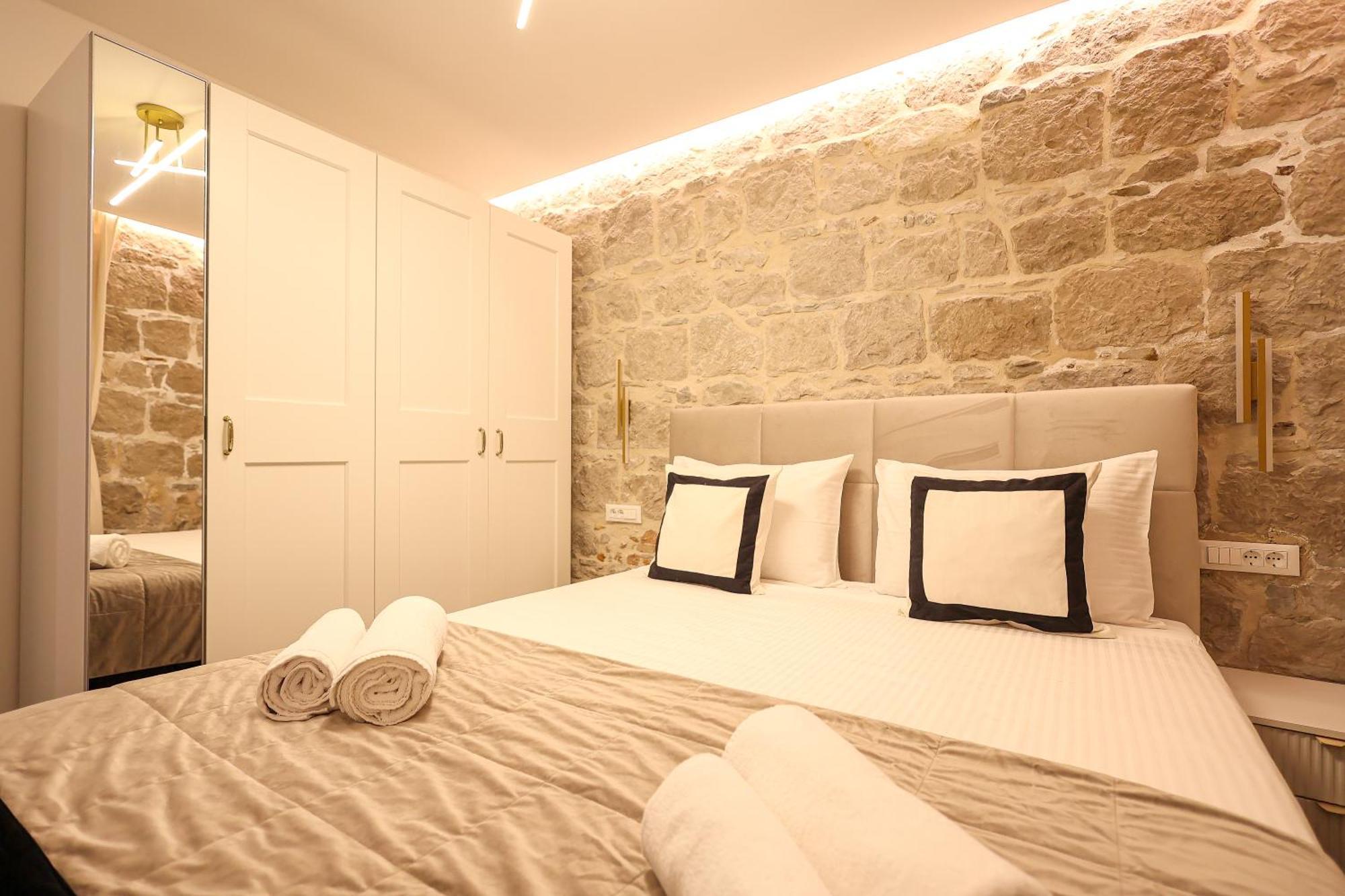 Prisca Luxury Rooms With Breakfast Split Bagian luar foto